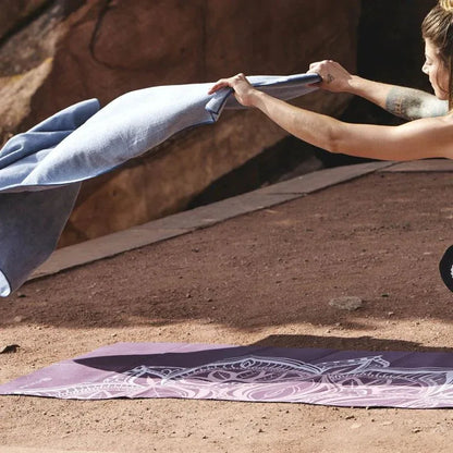 Gaiam Cranberry Point 2 mm jógaszőnyeg - Ayuna Ritual